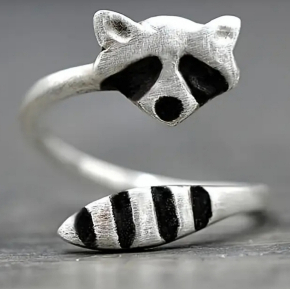 Ladies Silver Raccoon Open Ring